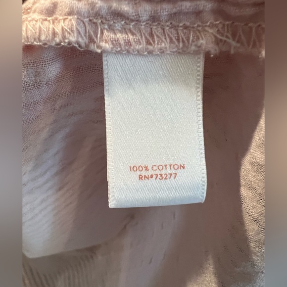 Baby Pink , Short Sleeve Button- Down w Textured Dots, Lace & ties at the waist - Picture 7 of 9